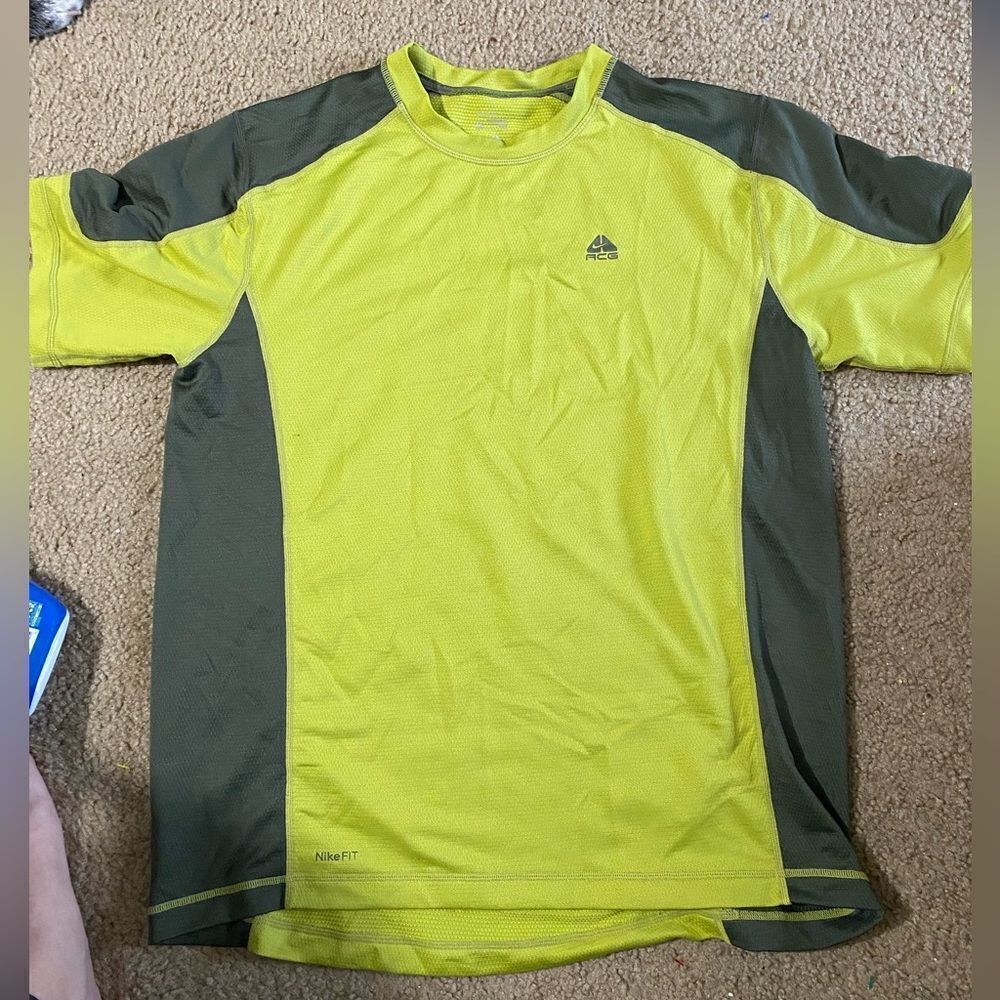 Mens Nike FitDry Athletic Textured Tshirt